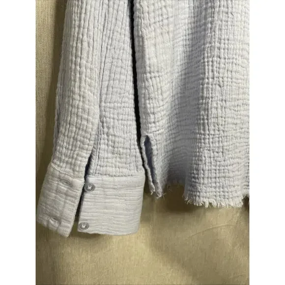 Altar’d State - Women’s Dusty Blue Soft Texured Button-up Blouse - Size Large - Picture 4 of 6